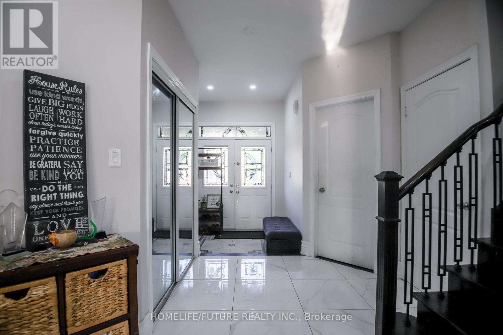 20 MINGAY AVENUE - 6