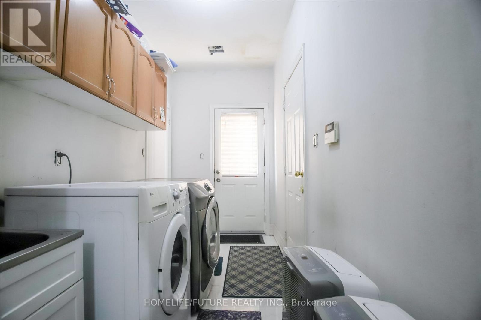 20 MINGAY AVENUE - Image 8
