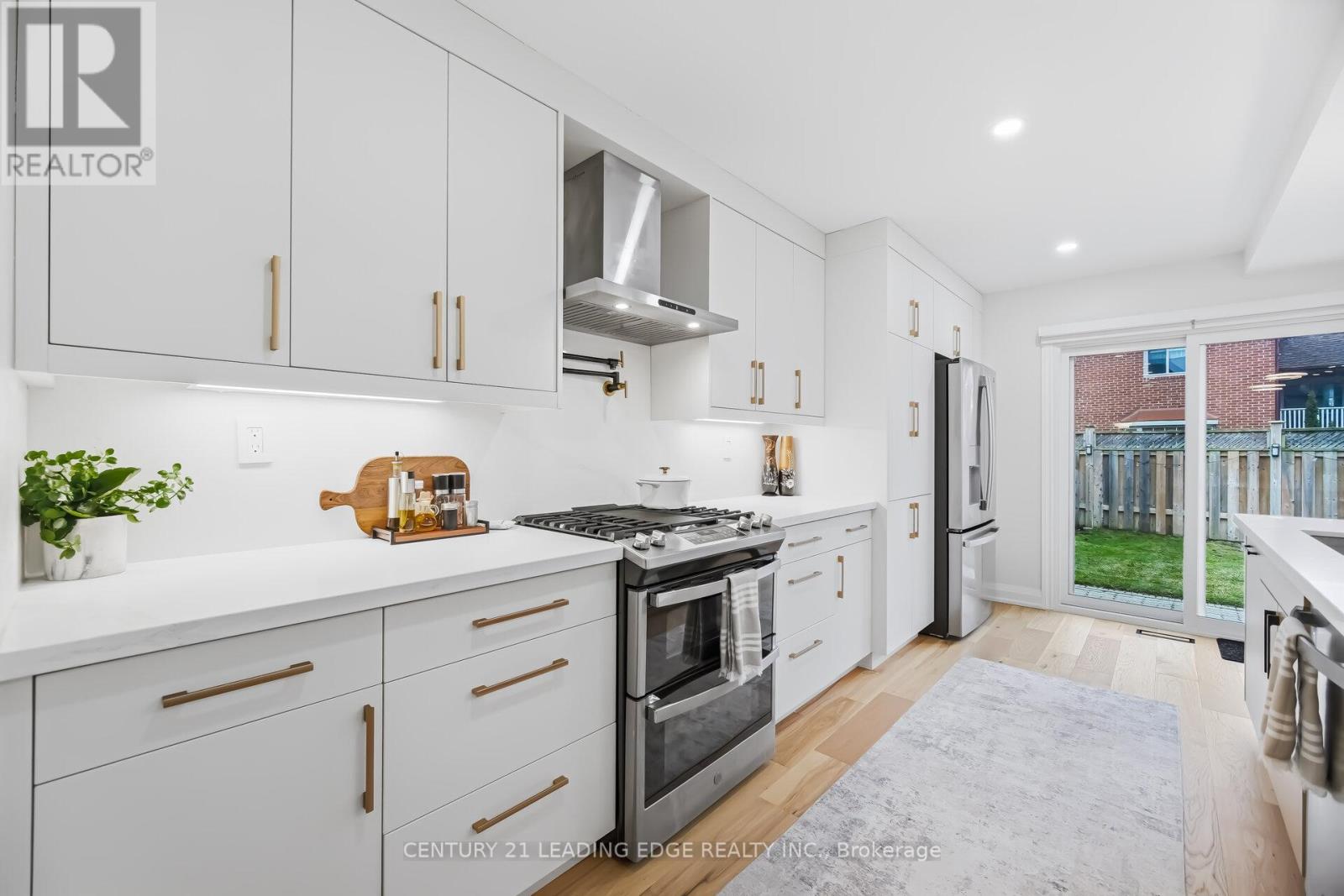 923 REDBIRD CRESCENT - 21