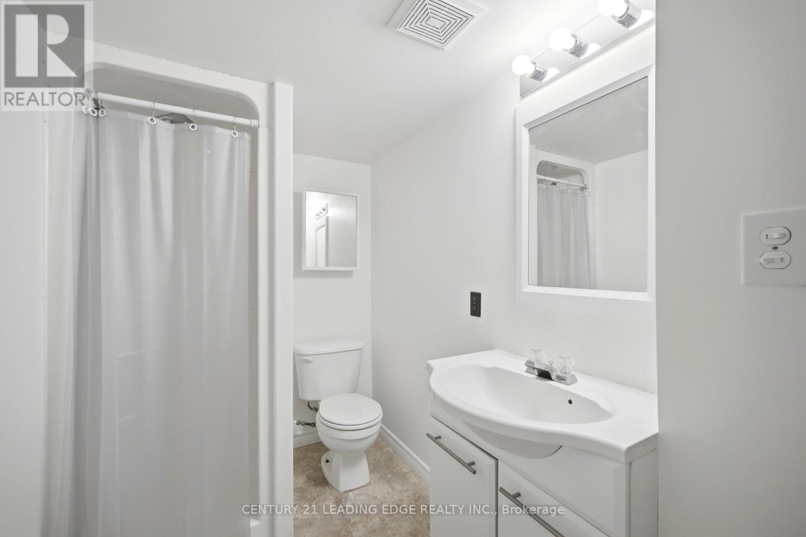 923 REDBIRD CRESCENT - 36
