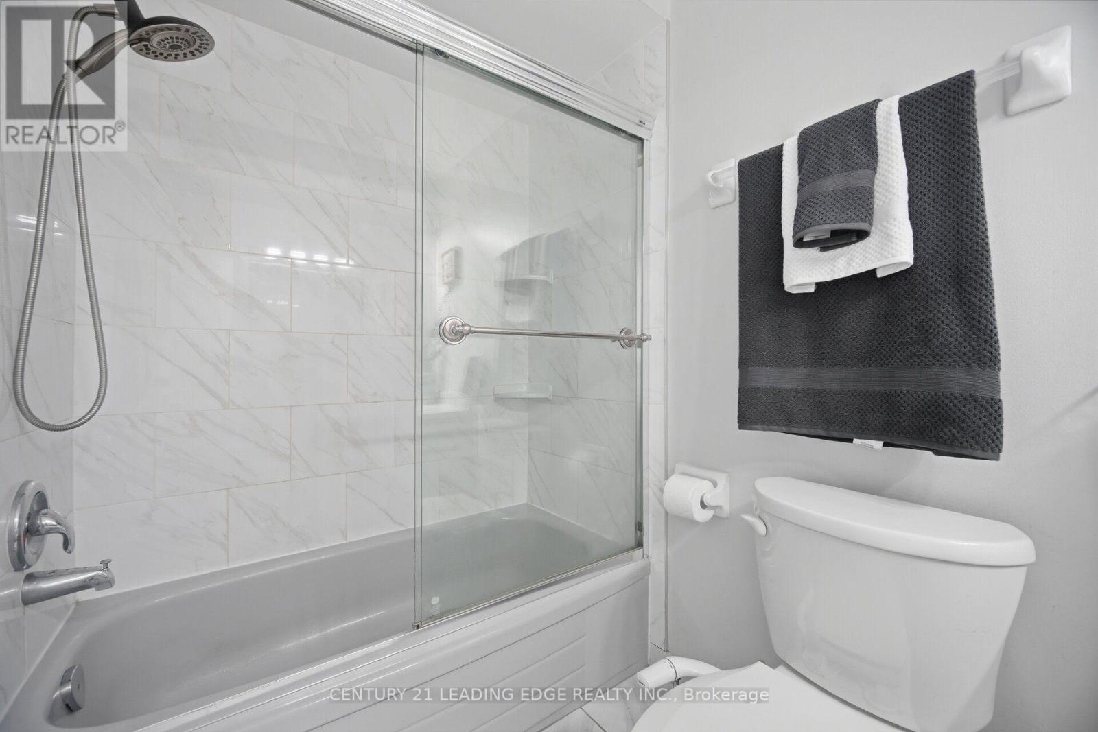 923 REDBIRD CRESCENT - 33