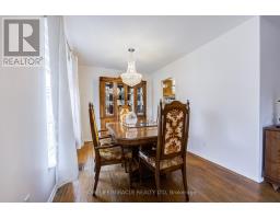 9 Wheatsheaf Crescent, Toronto, ON M3N1P7 Photo 12