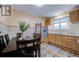9 Wheatsheaf Crescent, Toronto, ON M3N1P7 Photo 19