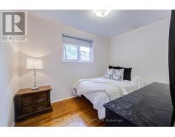 9 Wheatsheaf Crescent, Toronto, ON M3N1P7 Photo 22