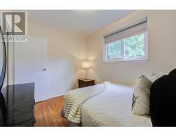 9 Wheatsheaf Crescent, Toronto, ON M3N1P7 Photo 24
