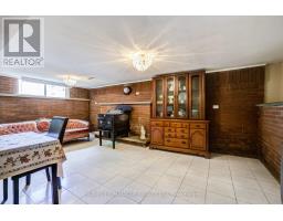 9 Wheatsheaf Crescent, Toronto, ON M3N1P7 Photo 34