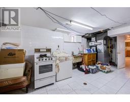 9 Wheatsheaf Crescent, Toronto, ON M3N1P7 Photo 49