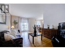 9 Wheatsheaf Crescent, Toronto, ON M3N1P7 Photo 8