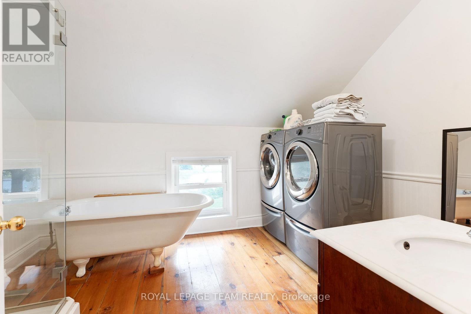 715 RIVER ROAD - Image 24