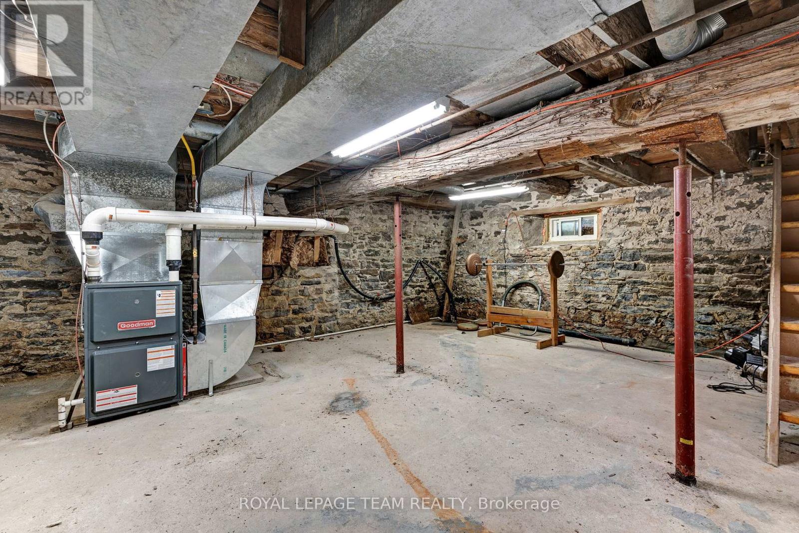 715 RIVER ROAD - Image 29