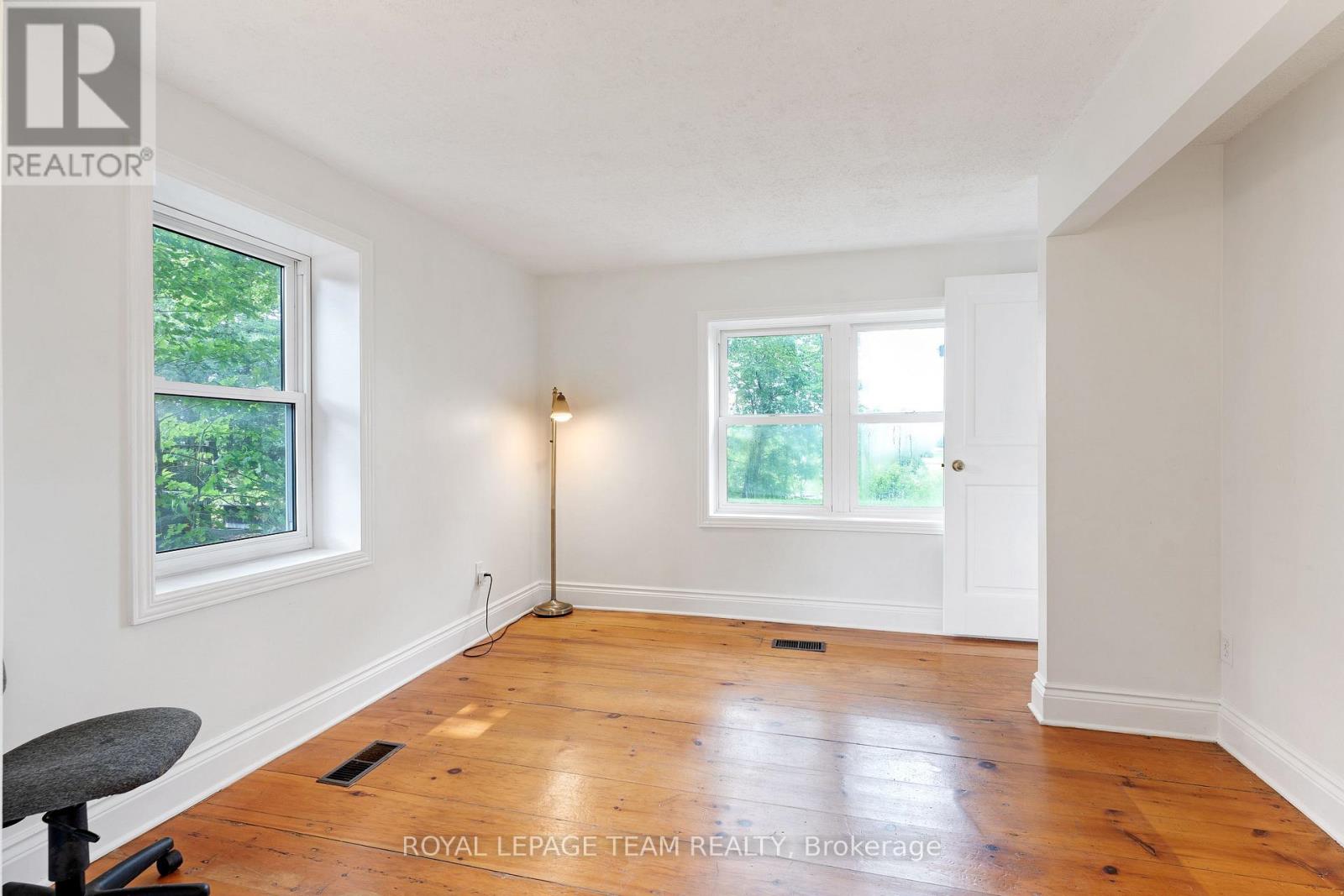 715 RIVER ROAD - Image 9