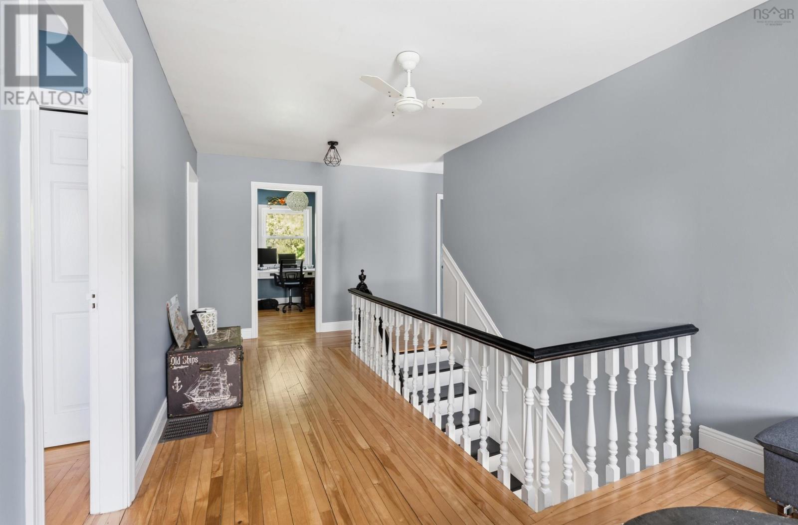 51 James Street - 32
