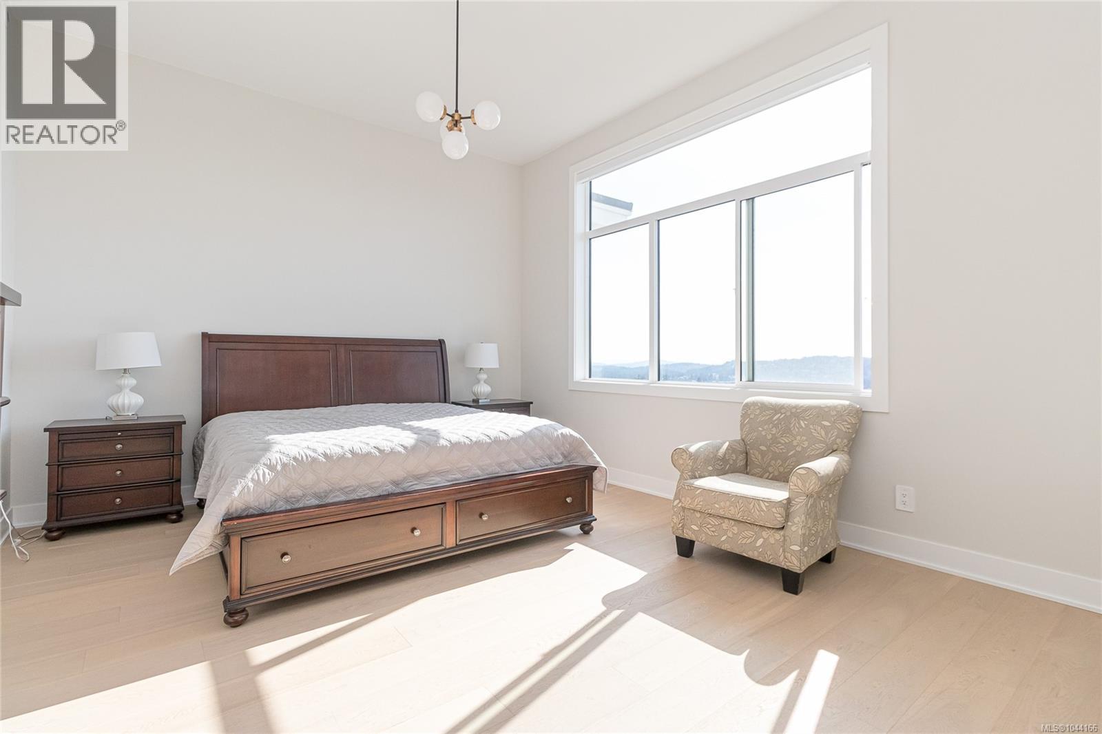 1142 Olivine Mews - 11
