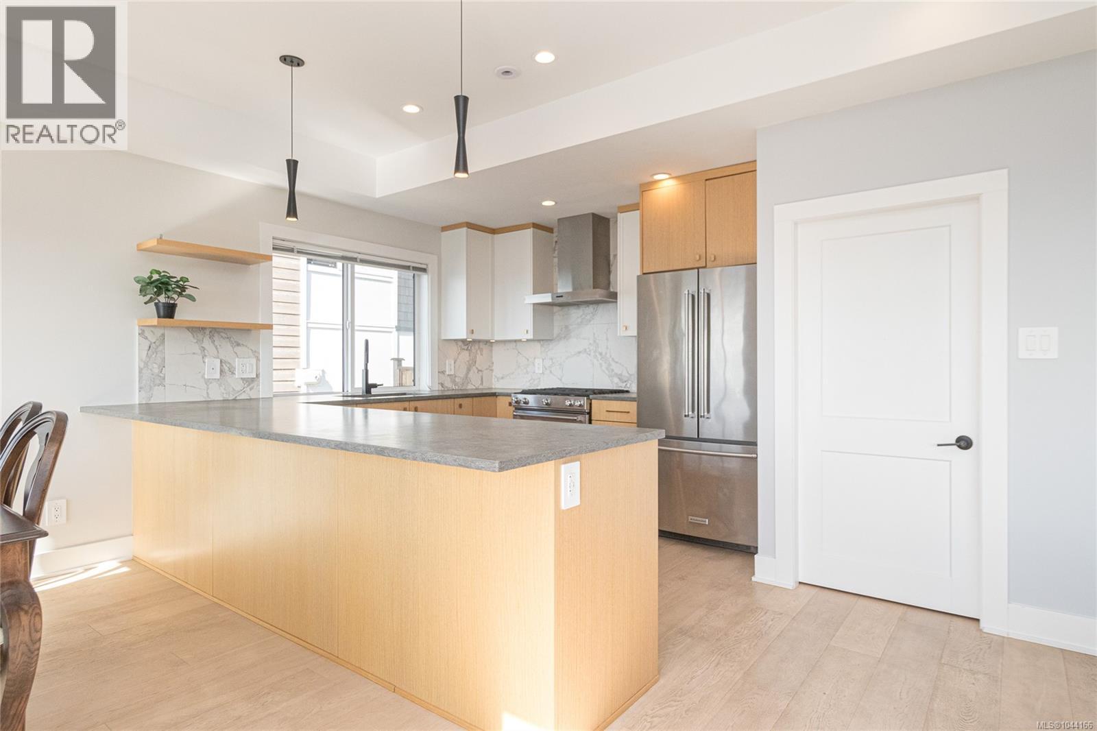  1142 Olivine Mews, Langford
