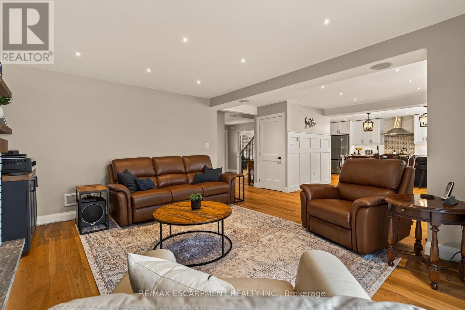 105 SAN FERNANDO DRIVE - 21
