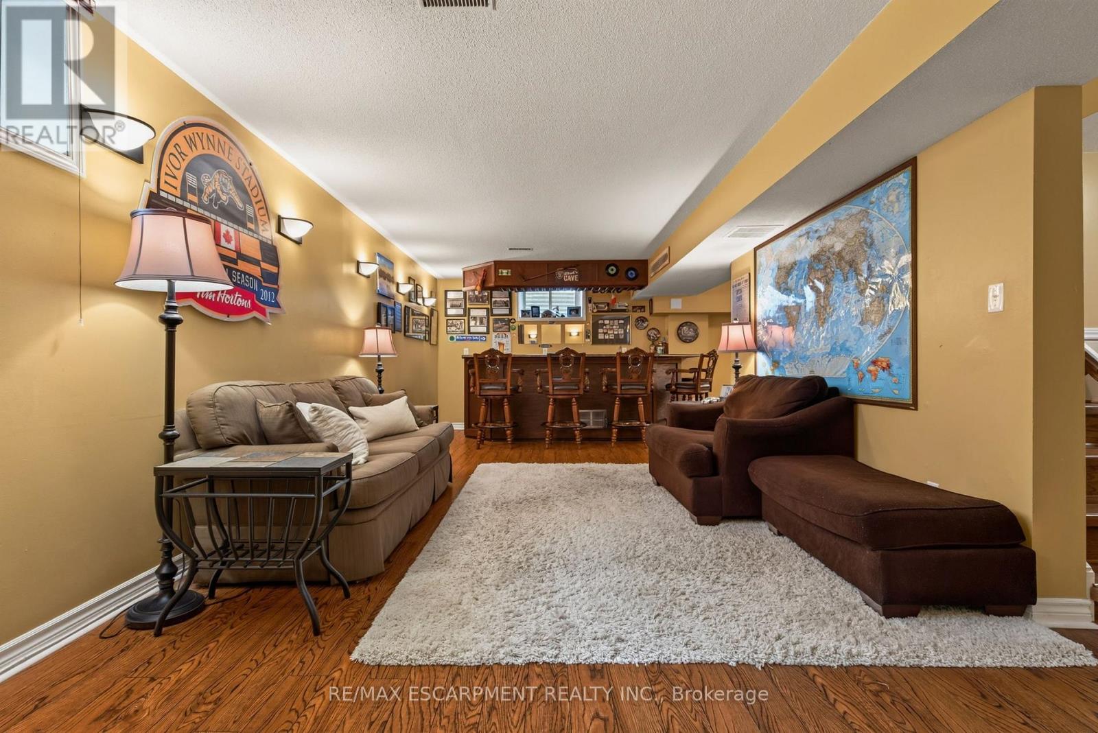 105 SAN FERNANDO DRIVE - 33
