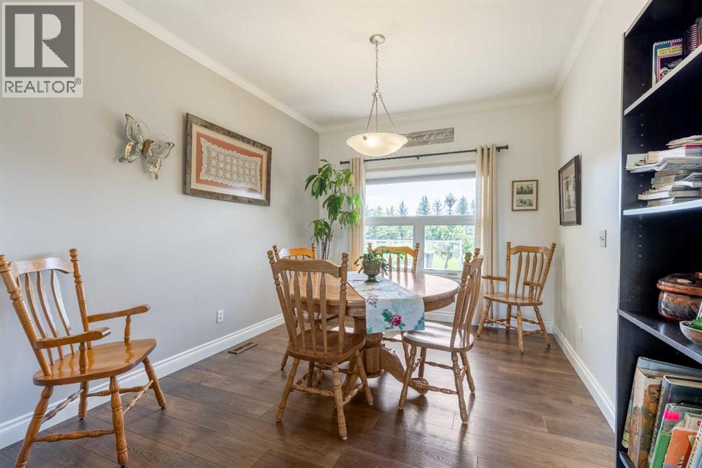 325 8 Avenue - Photo 9
