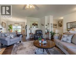 4pc Bathroom - 325 8 Avenue, Granum, AB T0L1A0 Photo 8