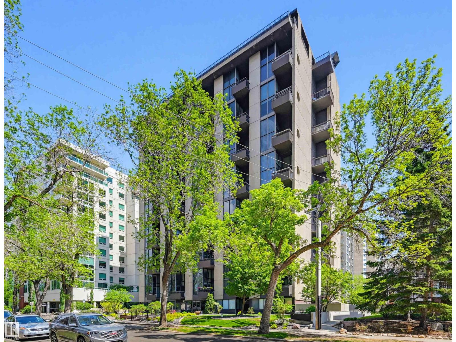 #806 10045 118 ST NW - 1