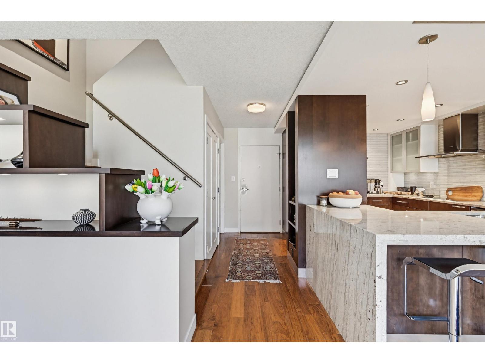 #806 10045 118 ST NW - Image 15