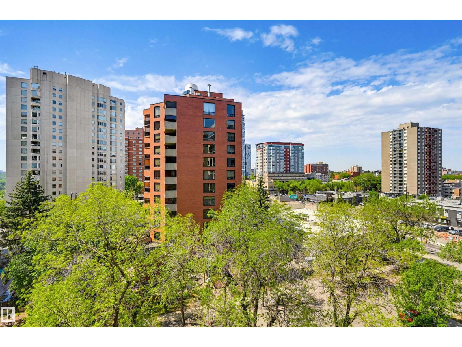 #806 10045 118 ST NW - Image 22