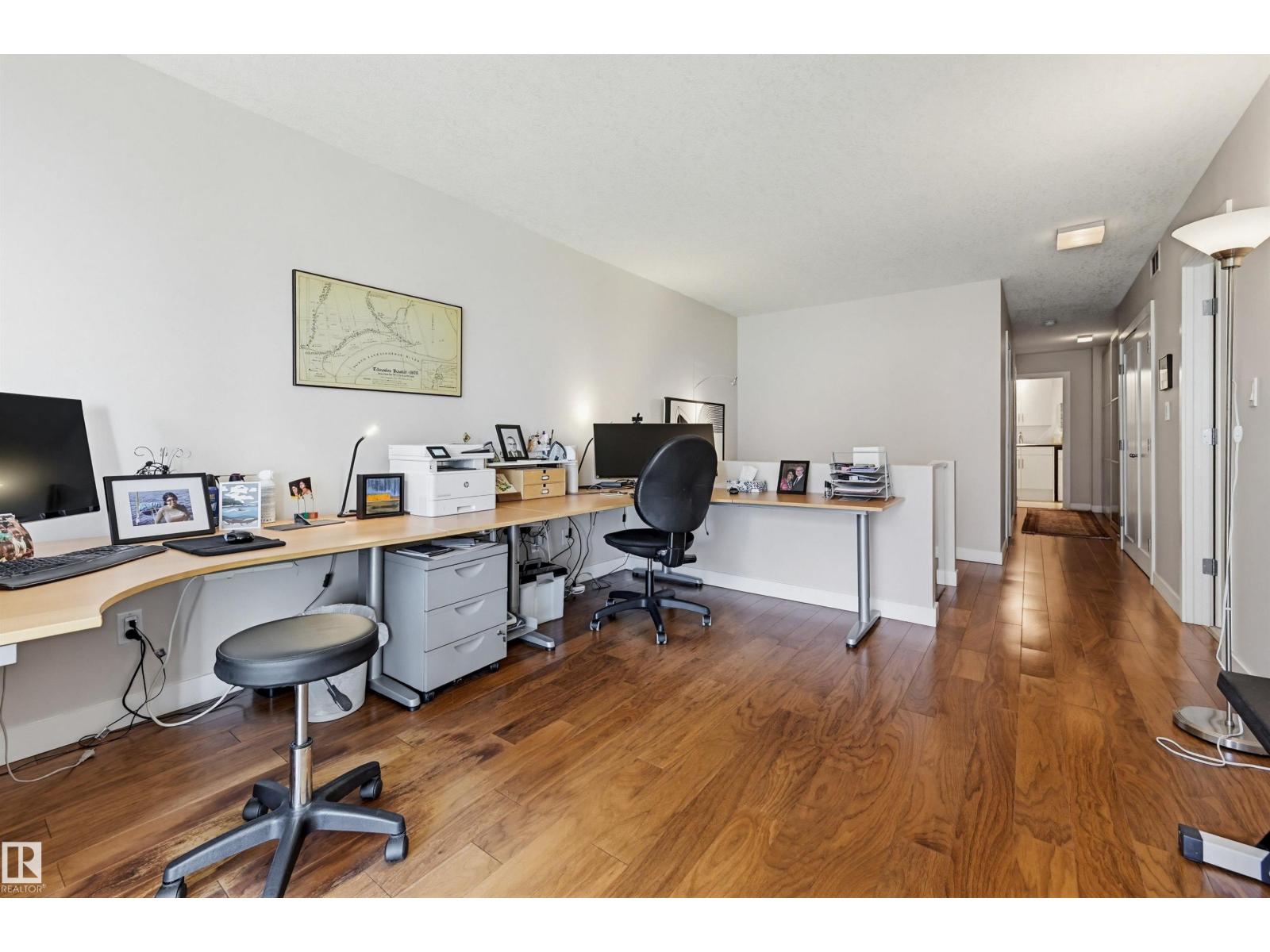#806 10045 118 ST NW - 29