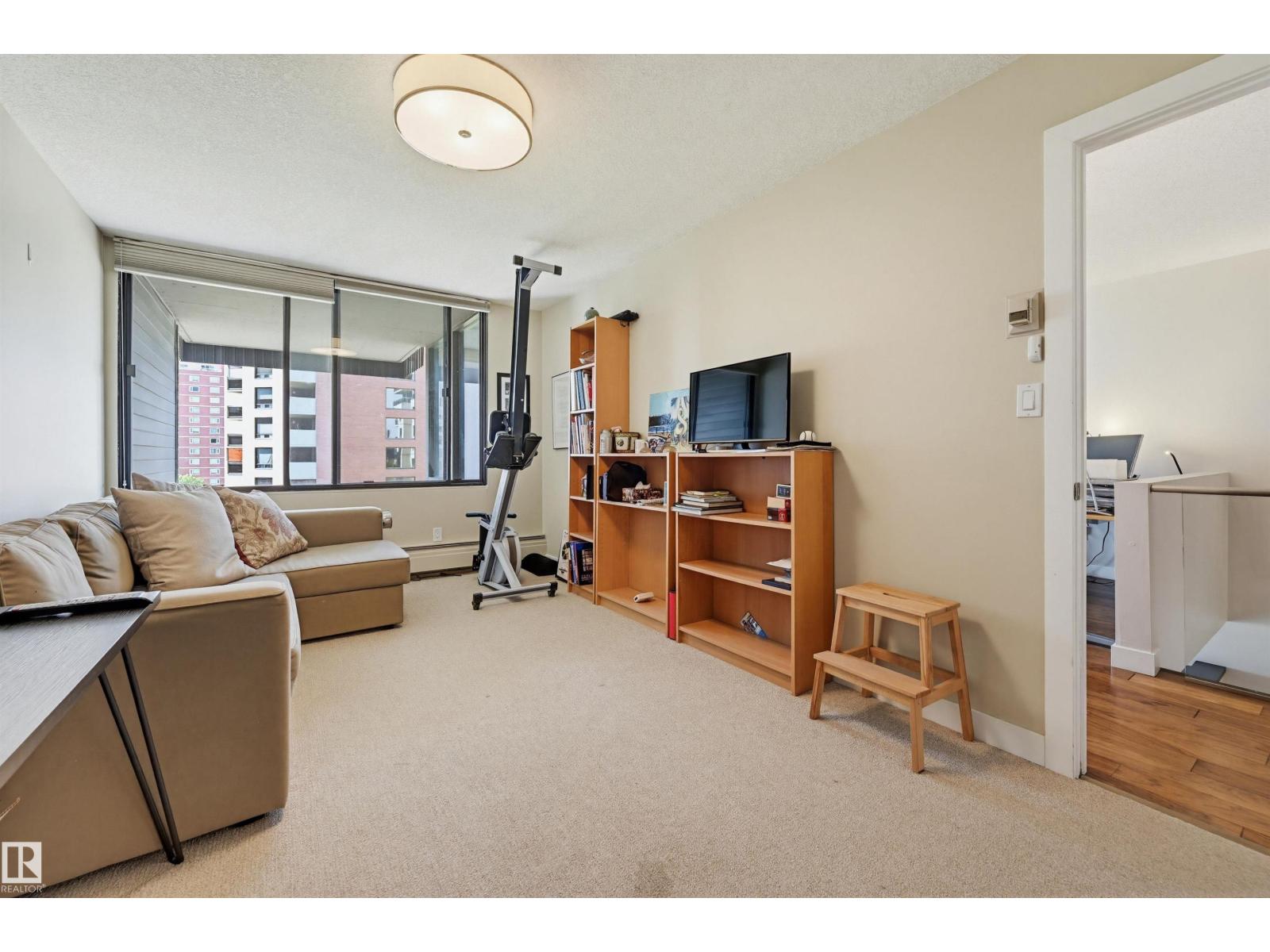 #806 10045 118 ST NW - 32