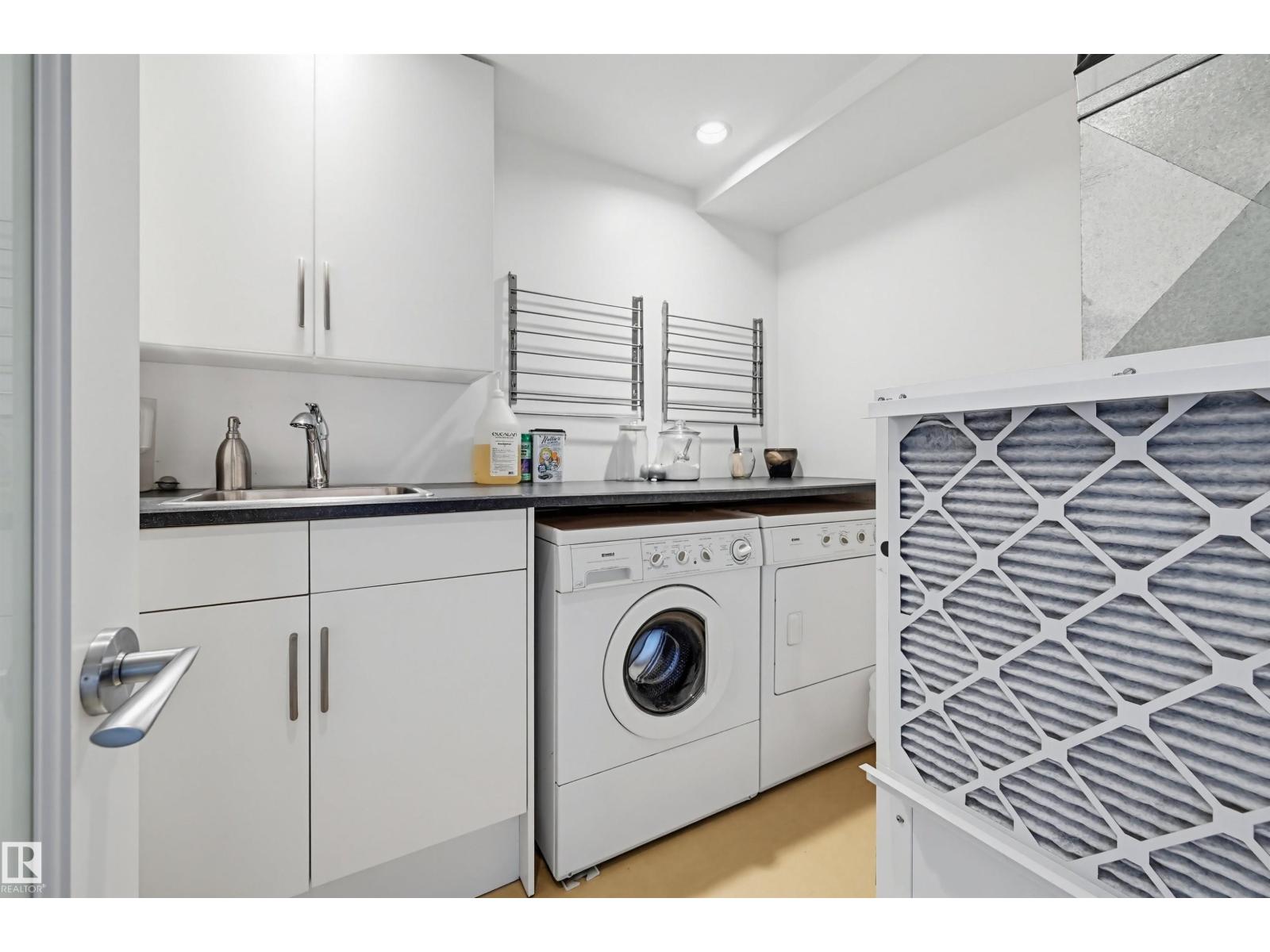 #806 10045 118 ST NW - 34