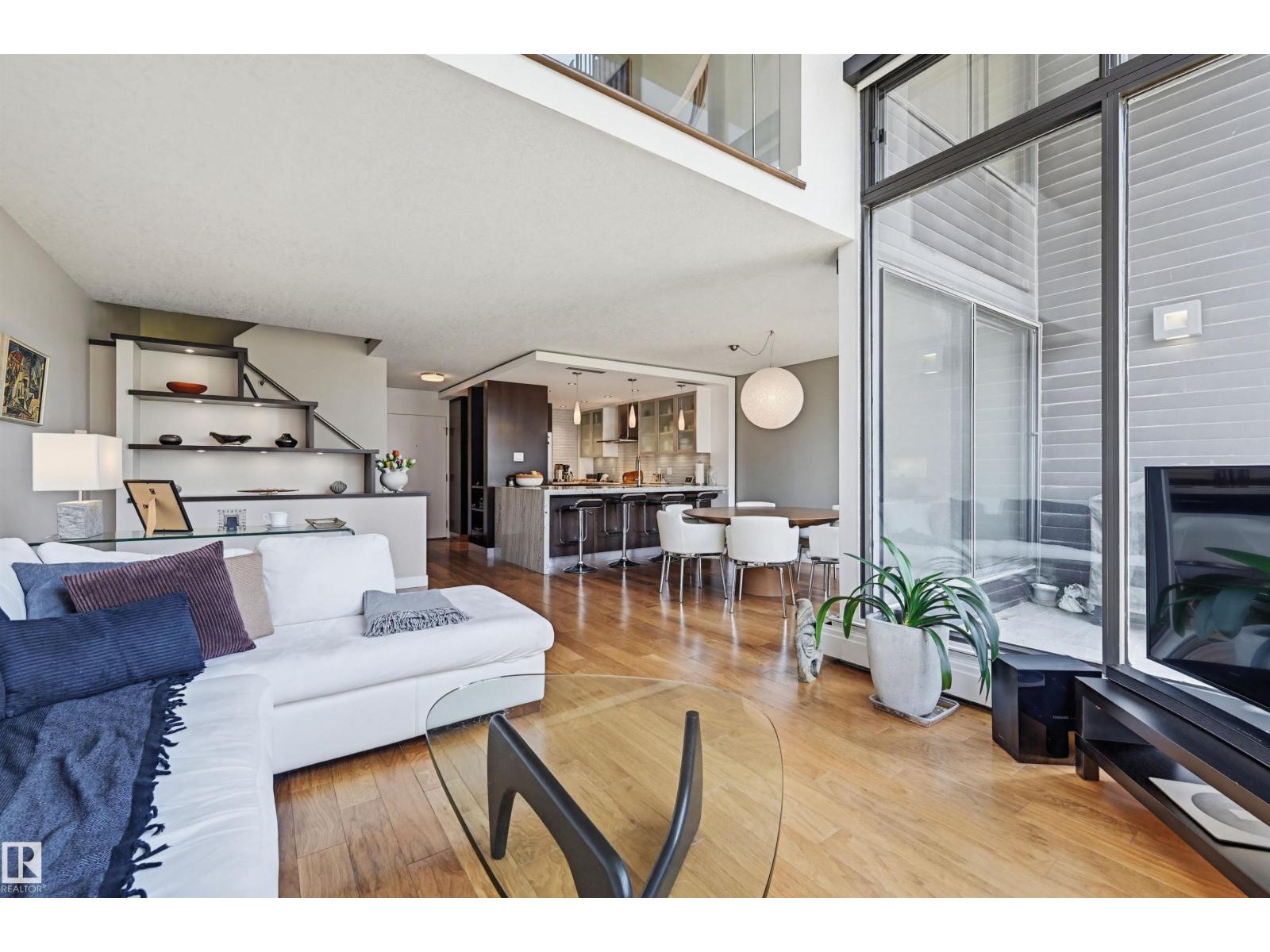 #806 10045 118 ST NW - Image 8