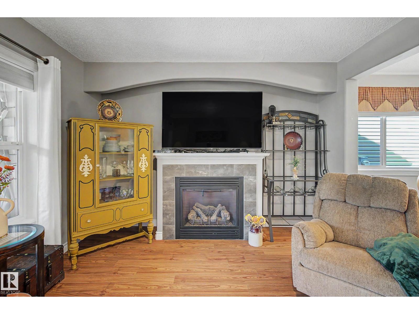 15144 33 ST NW NW - 11