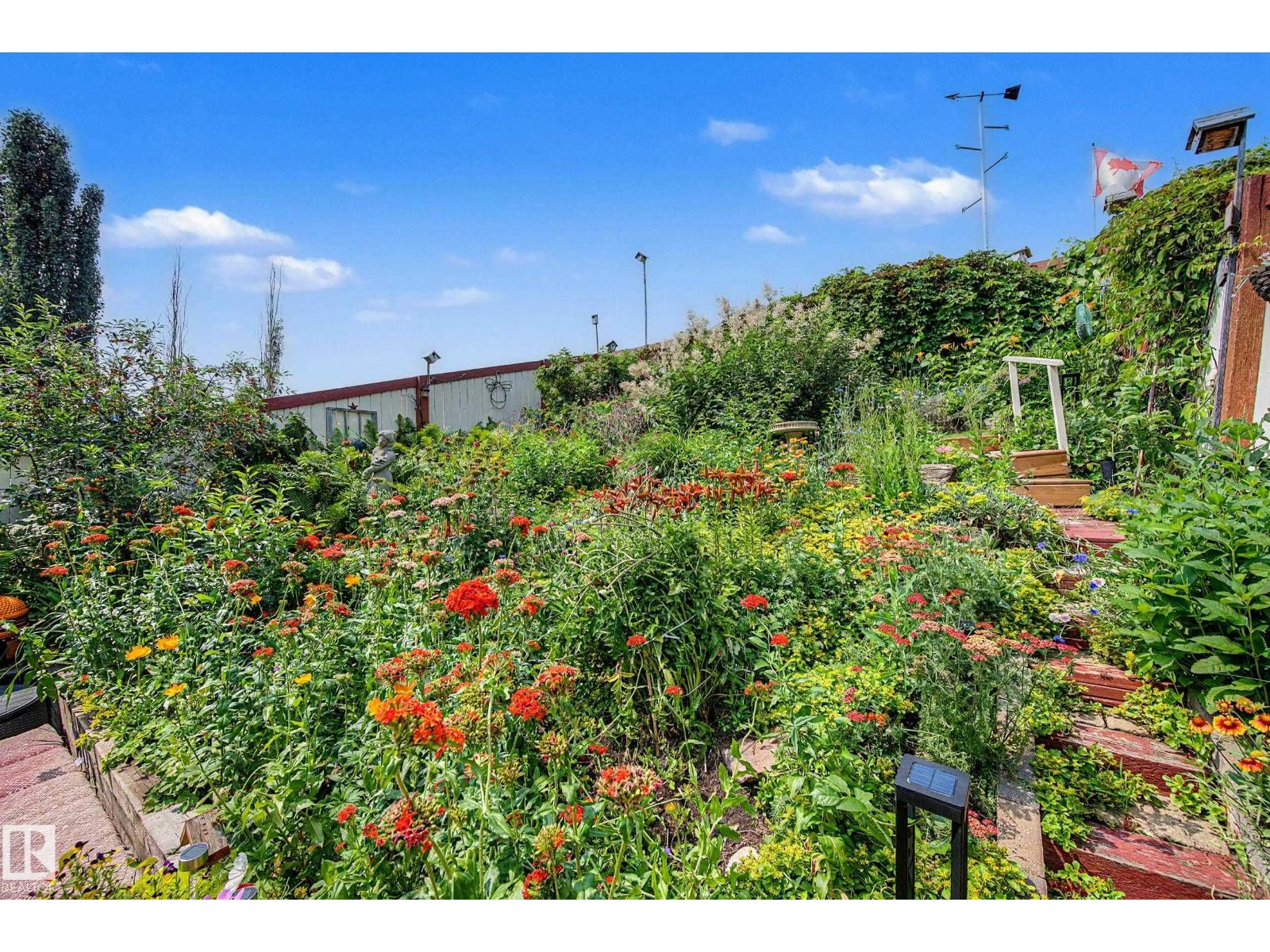15144 33 ST NW NW - 27