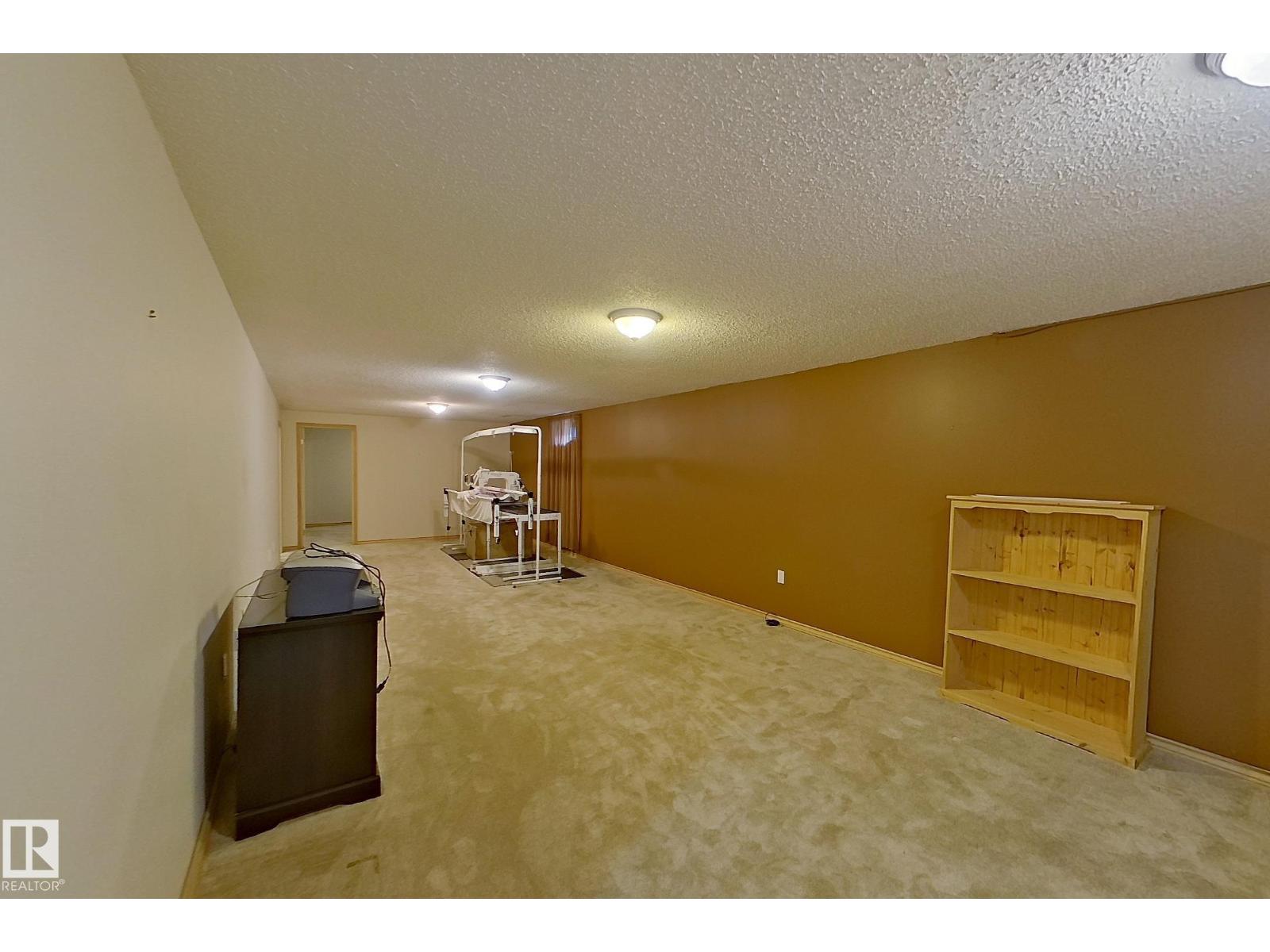 16 BRUNSWICK CR - Image 27