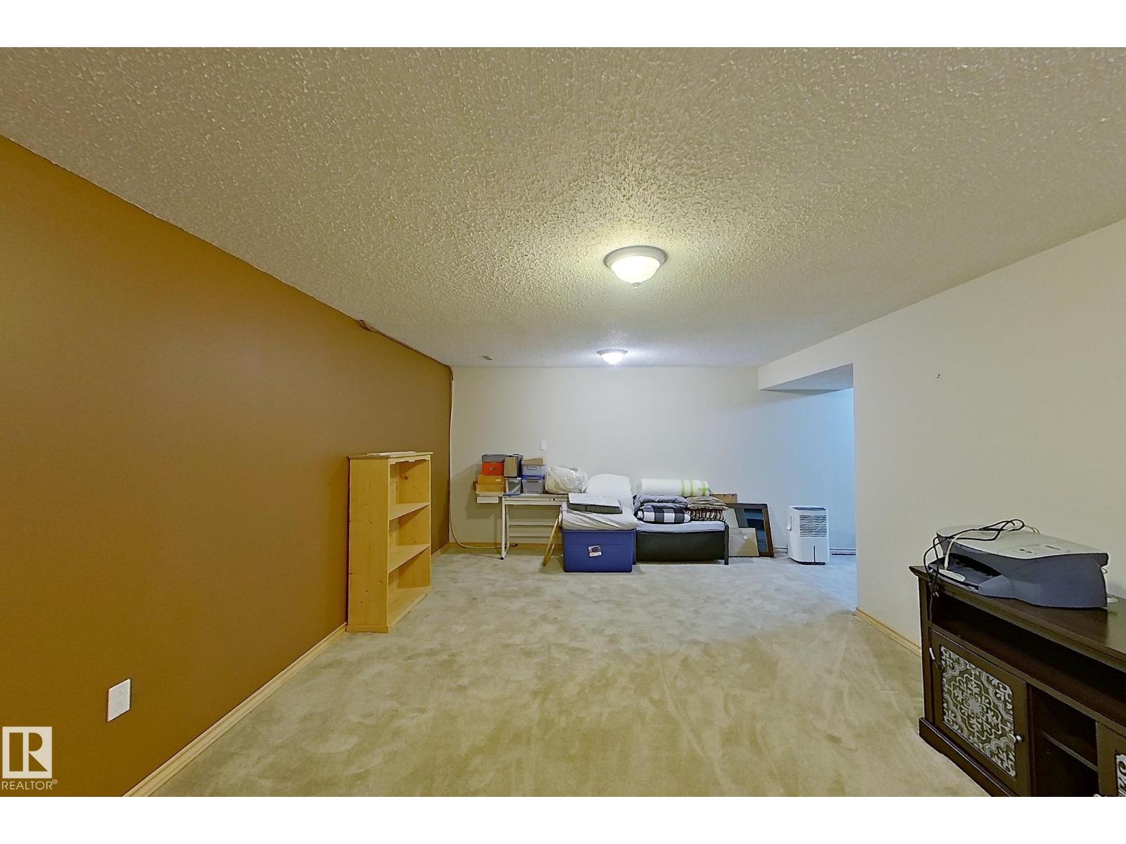 16 BRUNSWICK CR - Image 28