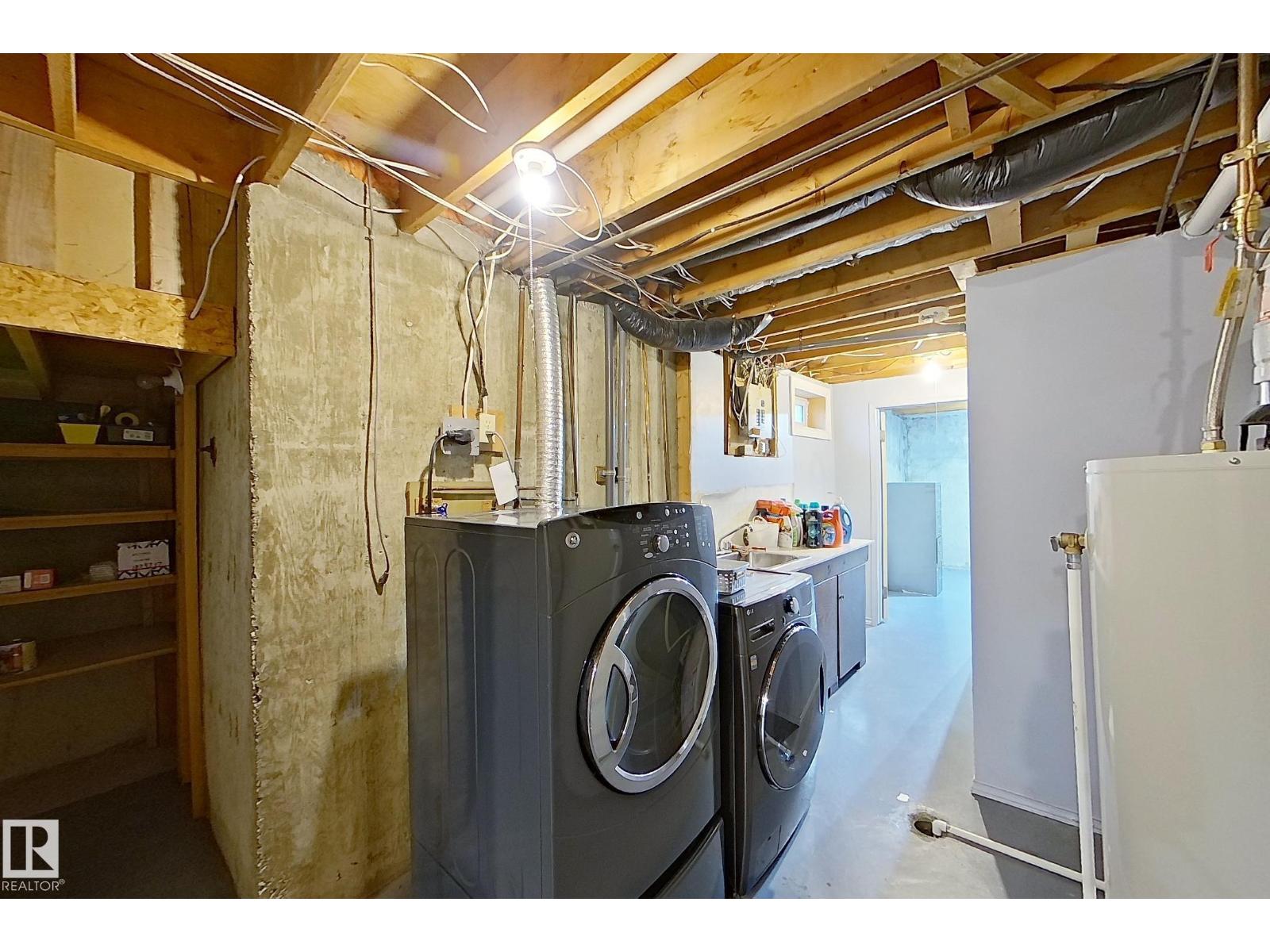 16 BRUNSWICK CR - 36