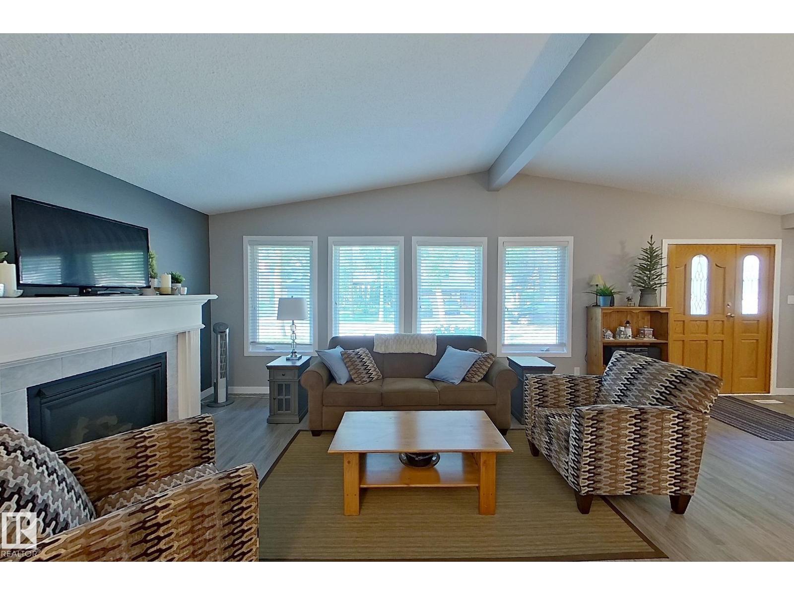 16 BRUNSWICK CR - Image 6