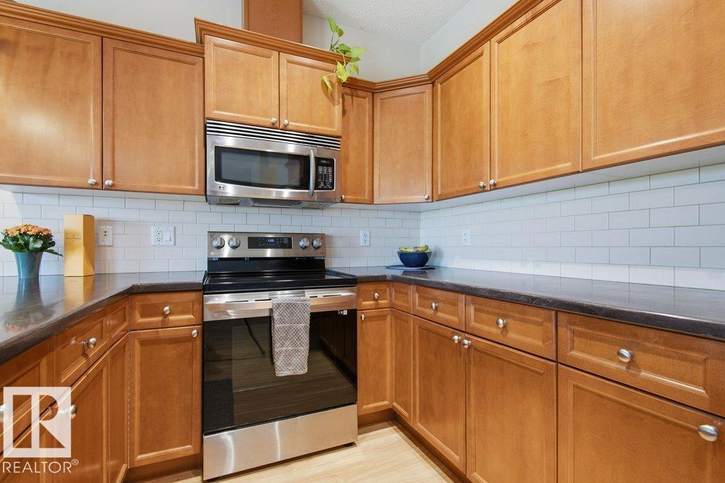 #17 7293 South Terwillegar DR NW - 14