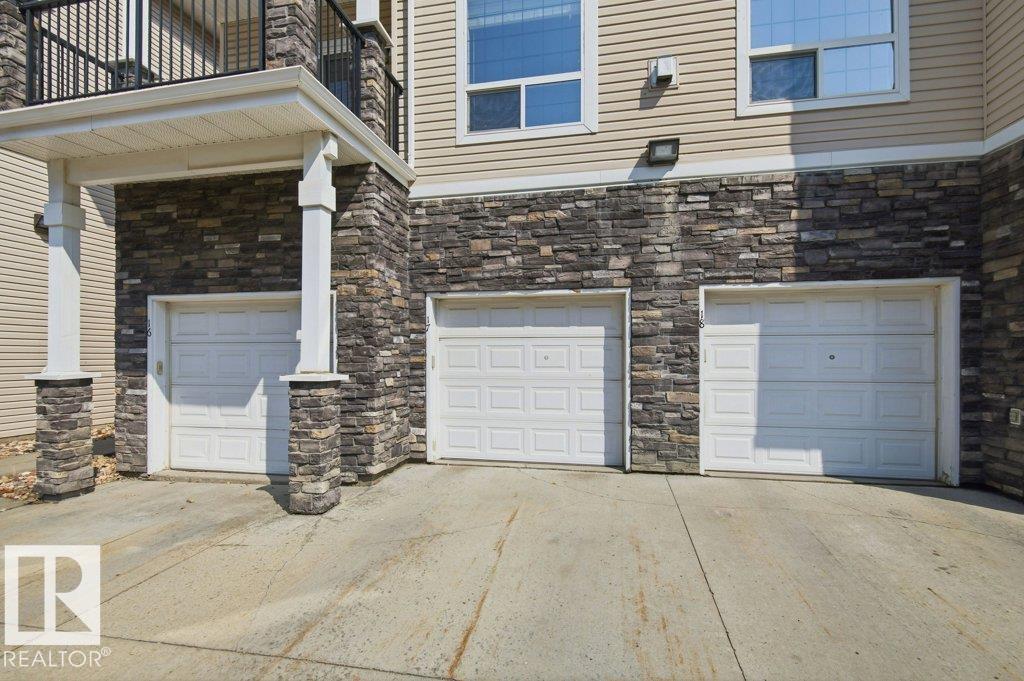 #17 7293 South Terwillegar DR NW - 44