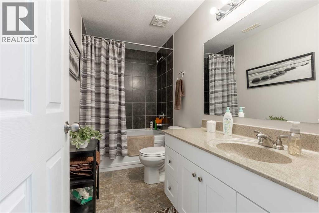325 8 Avenue - Photo 29
