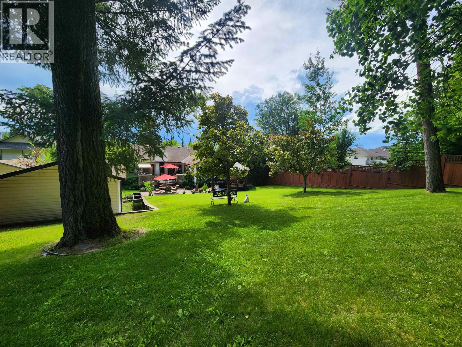 4714 NORTH MEADOW ROAD - 35