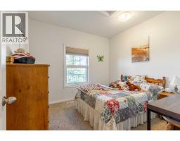 Dining room - 325 8 Avenue, Granum, AB T0L1A0 Photo 15