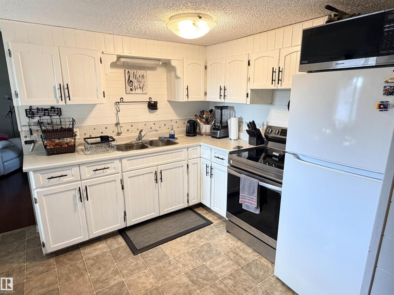 4823 49 Street - Photo 5