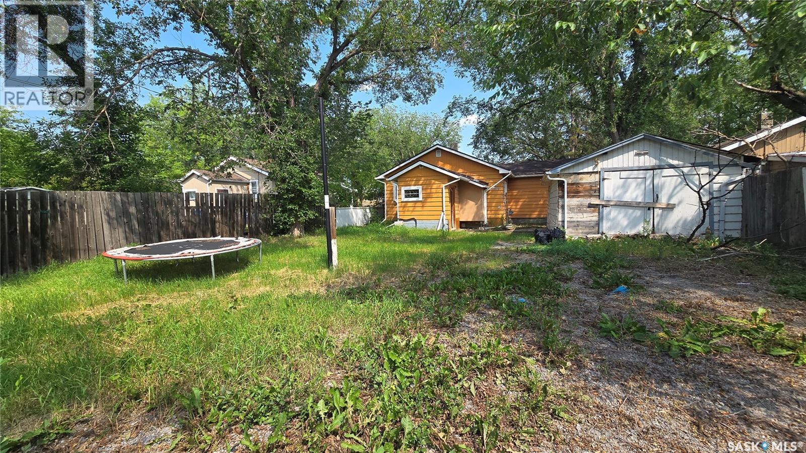 728 ARGYLE STREET - 6