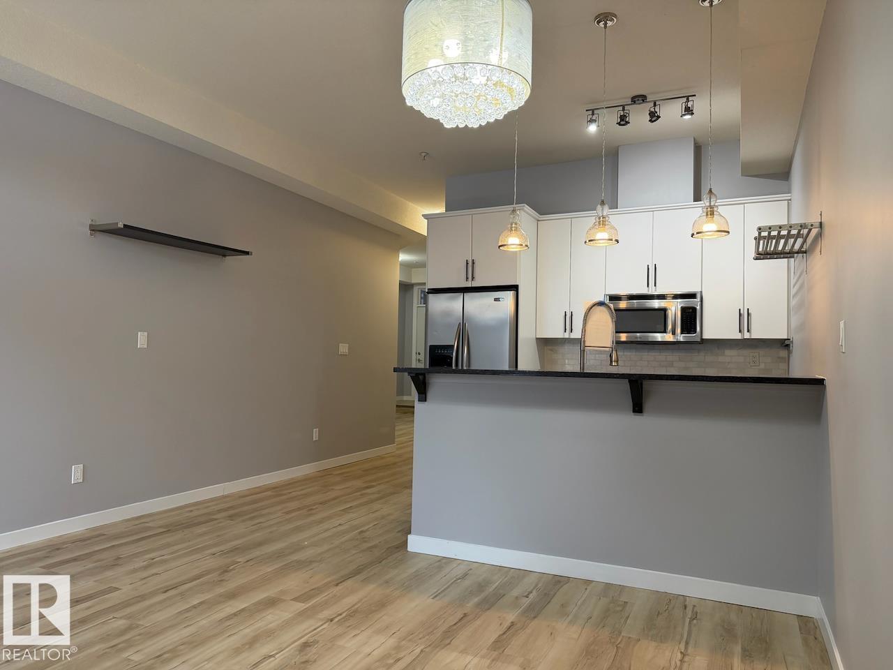 #128 10531 117 ST NW - 12