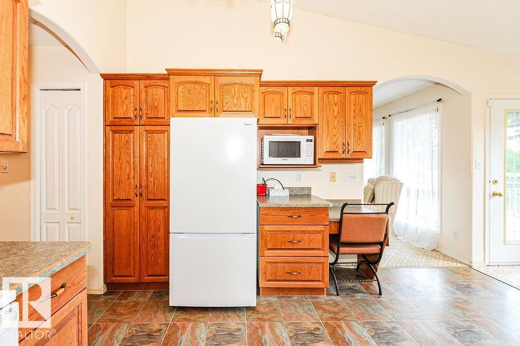 4720 51 ST - Image 12