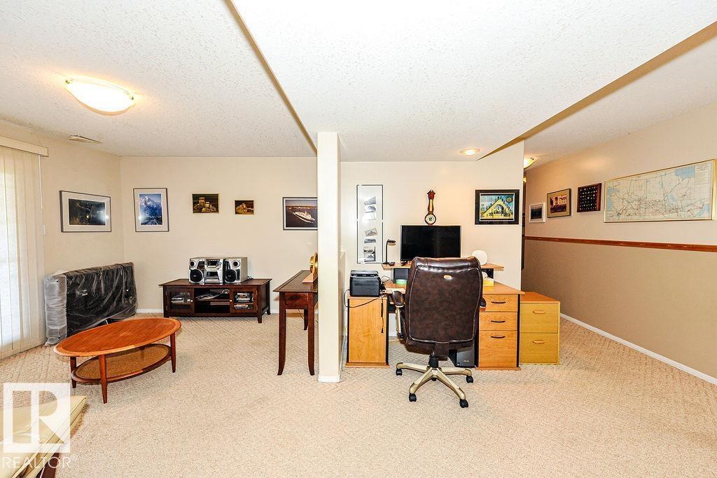 4720 51 ST - Image 36