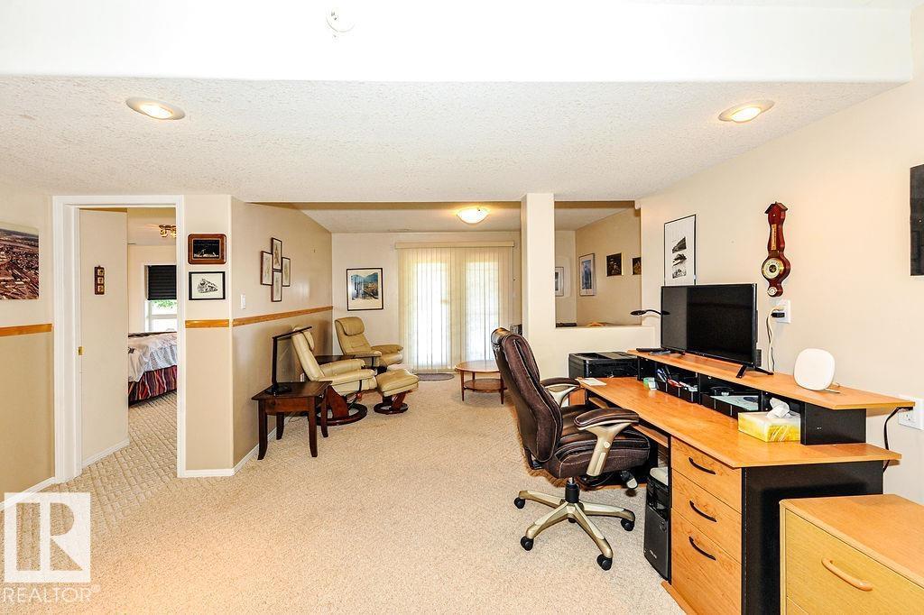 4720 51 ST - Image 33