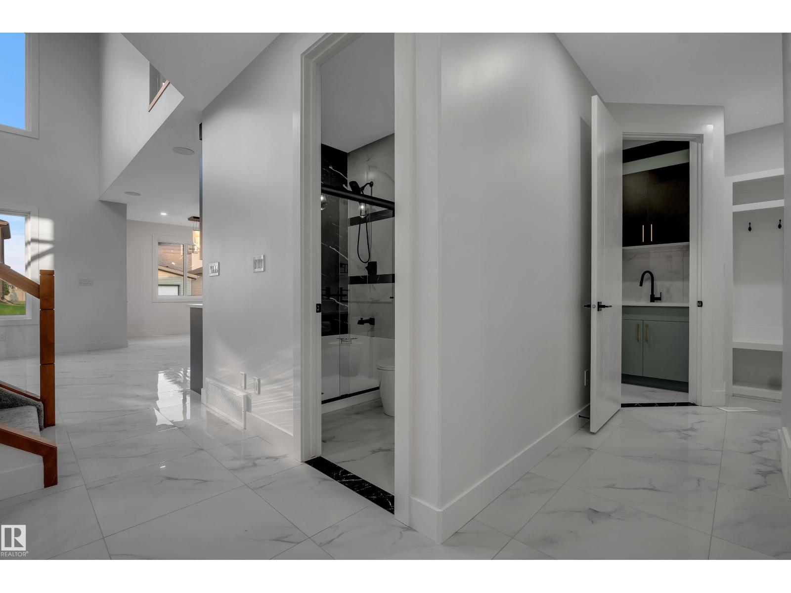 4005 39 ST - 10