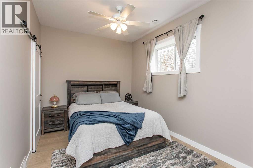 85 Lakeview Avenue - 37