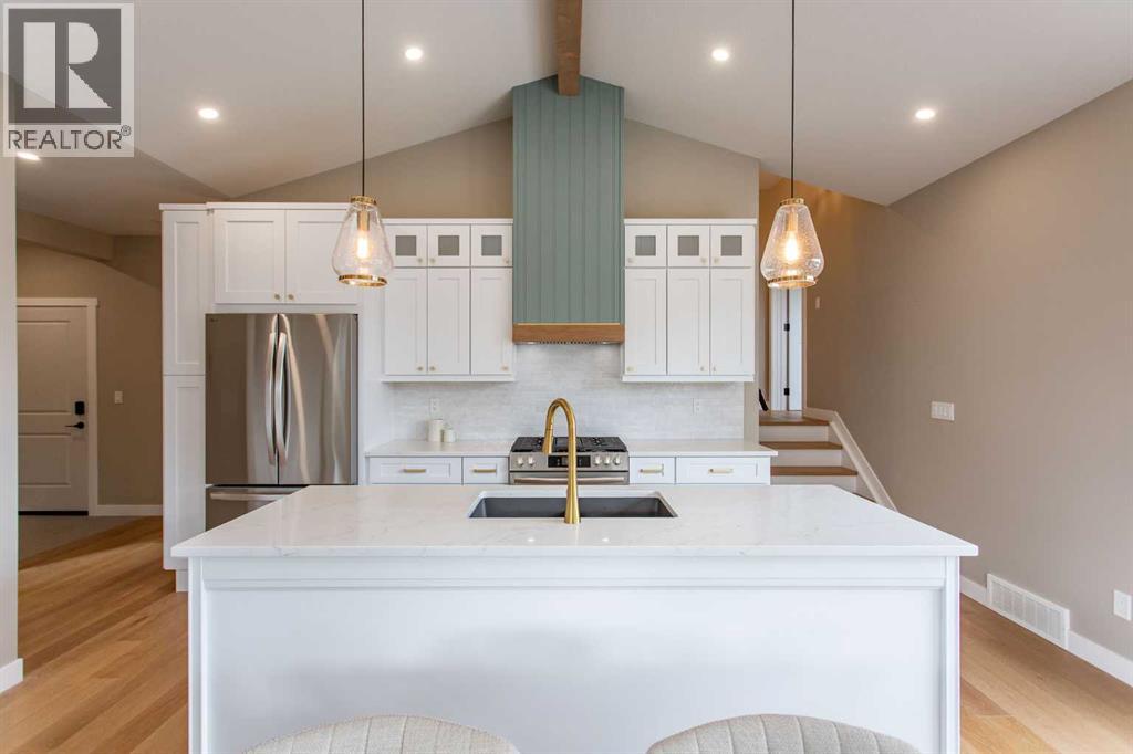 85 Lakeview Avenue - 11