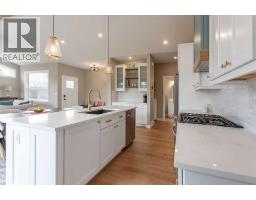 85 Lakeview Avenue, Gull Lake, AB T4L2N1 Photo 19